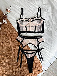 Ніжний Пудровий жіночий еротичний комплект із щільної сітки з широким поясом та бюстгальтер-топ