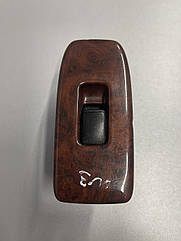 Кнопка склопідіймача дверей Mitsubishi Pajero Wagon III 2000-2007 MR445659