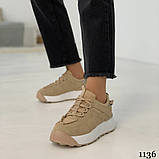 Жіночі трендові, стильні кросівки кеди на високій підошві бежеві, фото 3