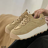 Жіночі трендові, стильні кросівки кеди на високій підошві бежеві, фото 2