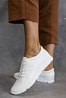 Кросівки жіночі білі шкіряні весняно-осінні натуральна шкіра розміри з 35 по 42