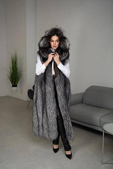 Жилети з хутра чорнобурки