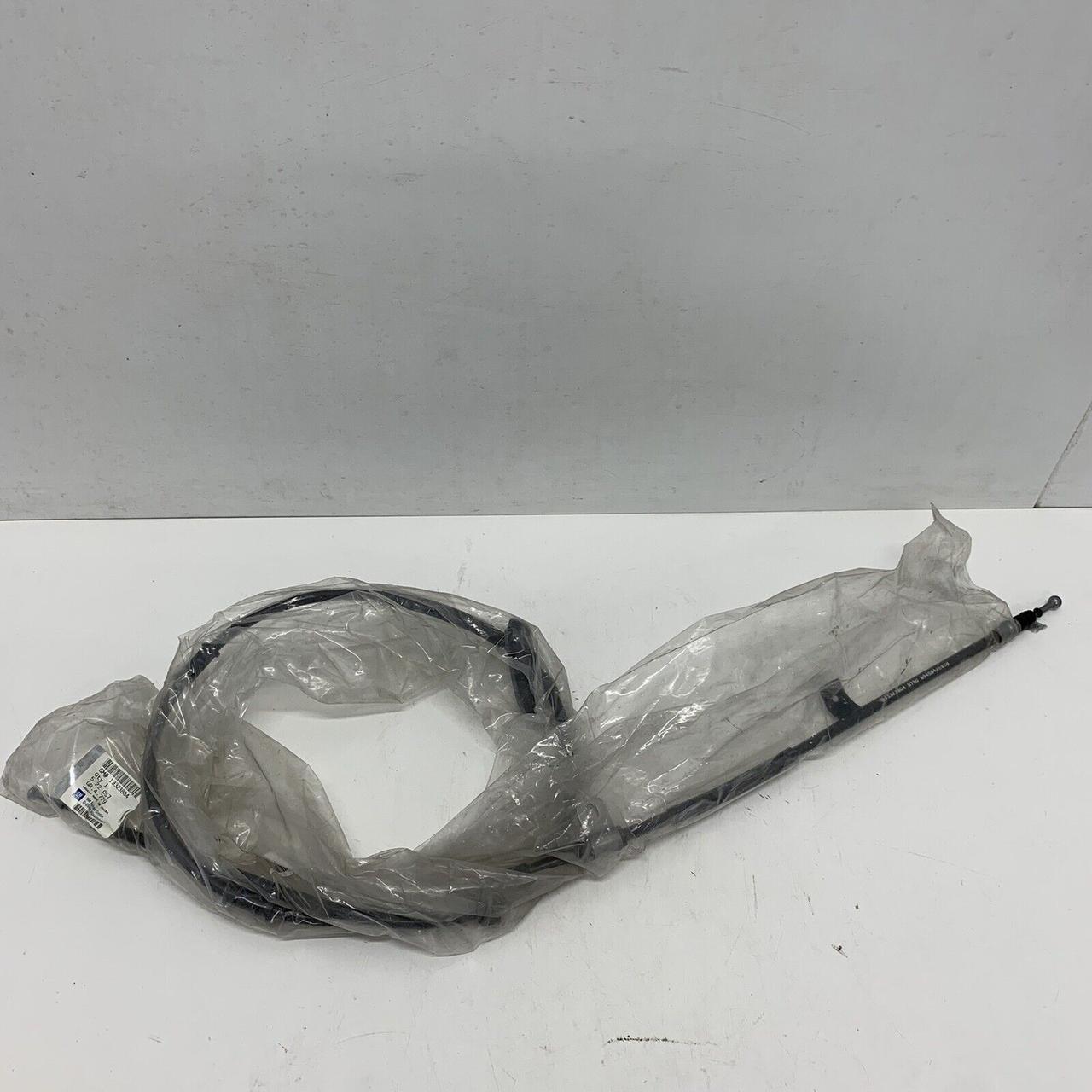 Трос стоянкового гальма GM 23181437 OPEL INSIGNIA