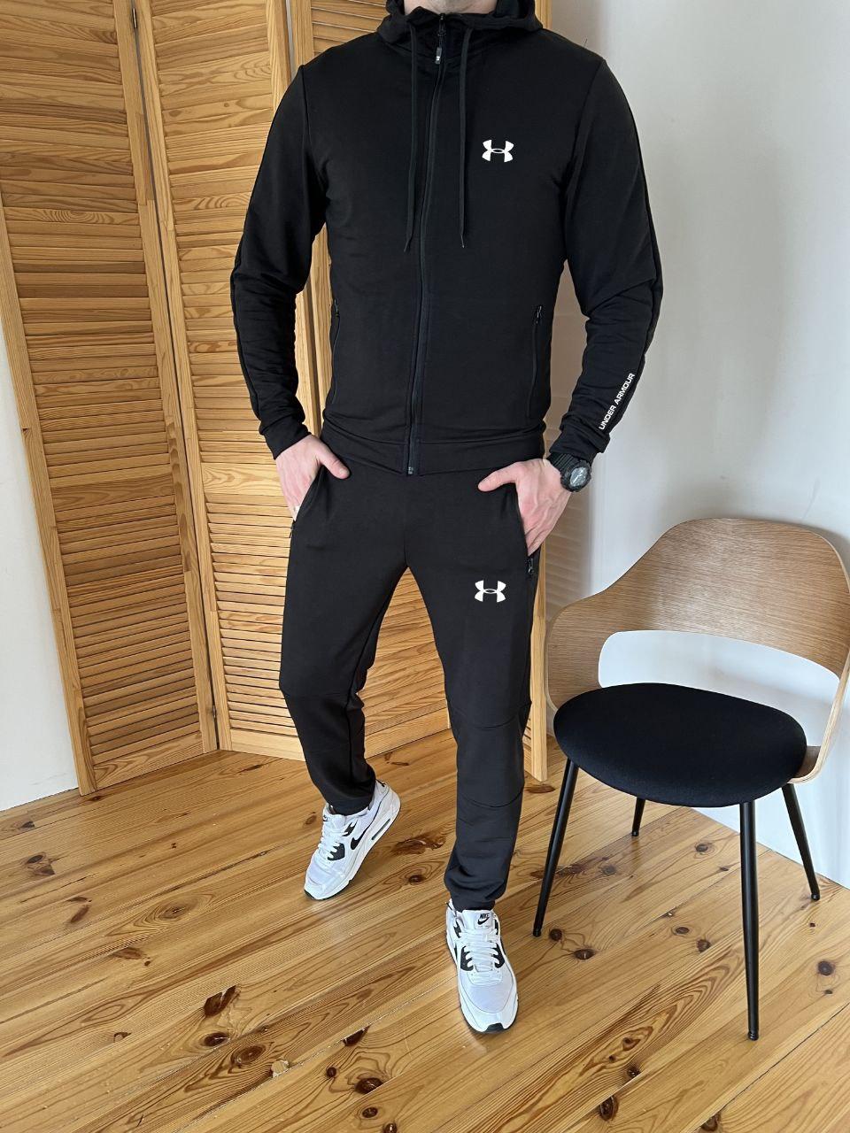 Спортивний чоловічий костюм Under Armour Restraint
