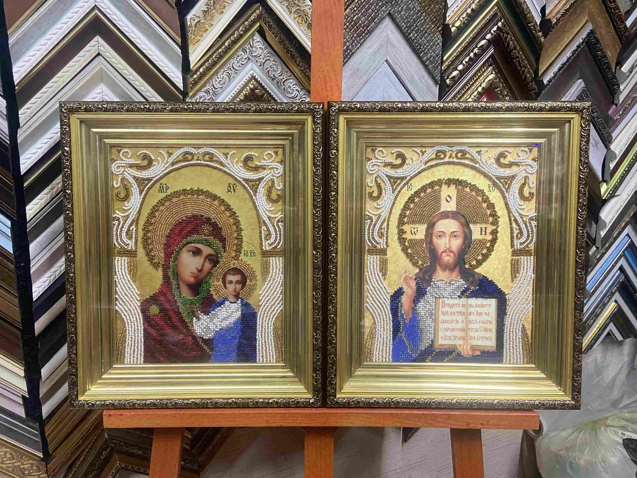 Картина вишита бісером "Пара ікон"