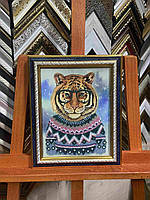 Картина вышита бисером "Тигр в свитере"