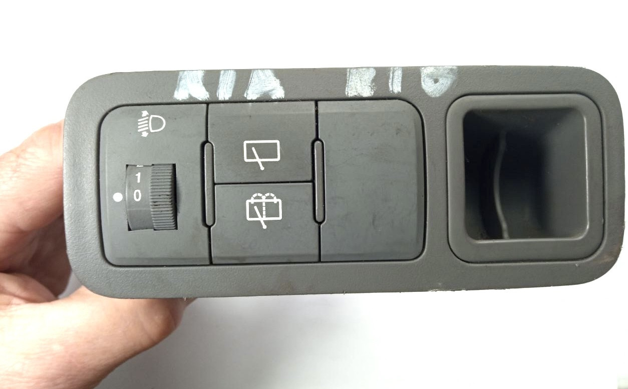 Блок кнопок kia rio 93741 HD 00008 / 40708, фото 1