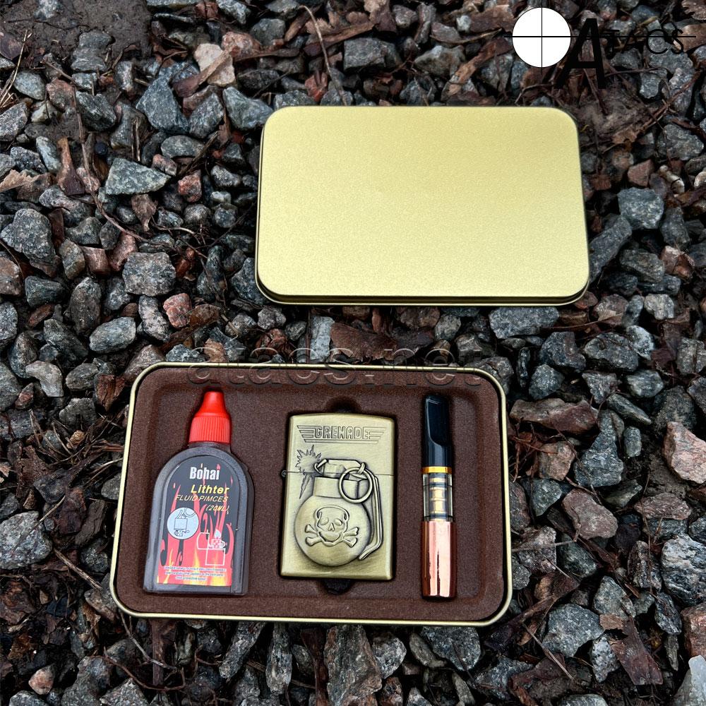 Набір подарунковий із бензиновою запальничкою в металевому кейсі