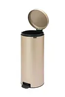 Brabantia NewIcon Pedal Bin 30 L (Almond) Кухонная корзина для мусора с мягкой крышкой