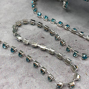 1м - Стразовий ланцюг SS 12 (3 мм) Блакитний кристал у сріблі