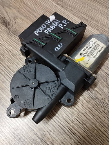 Купить Моторчик стеклоподъемника правый передний VW Polo Skoda Fabia ...