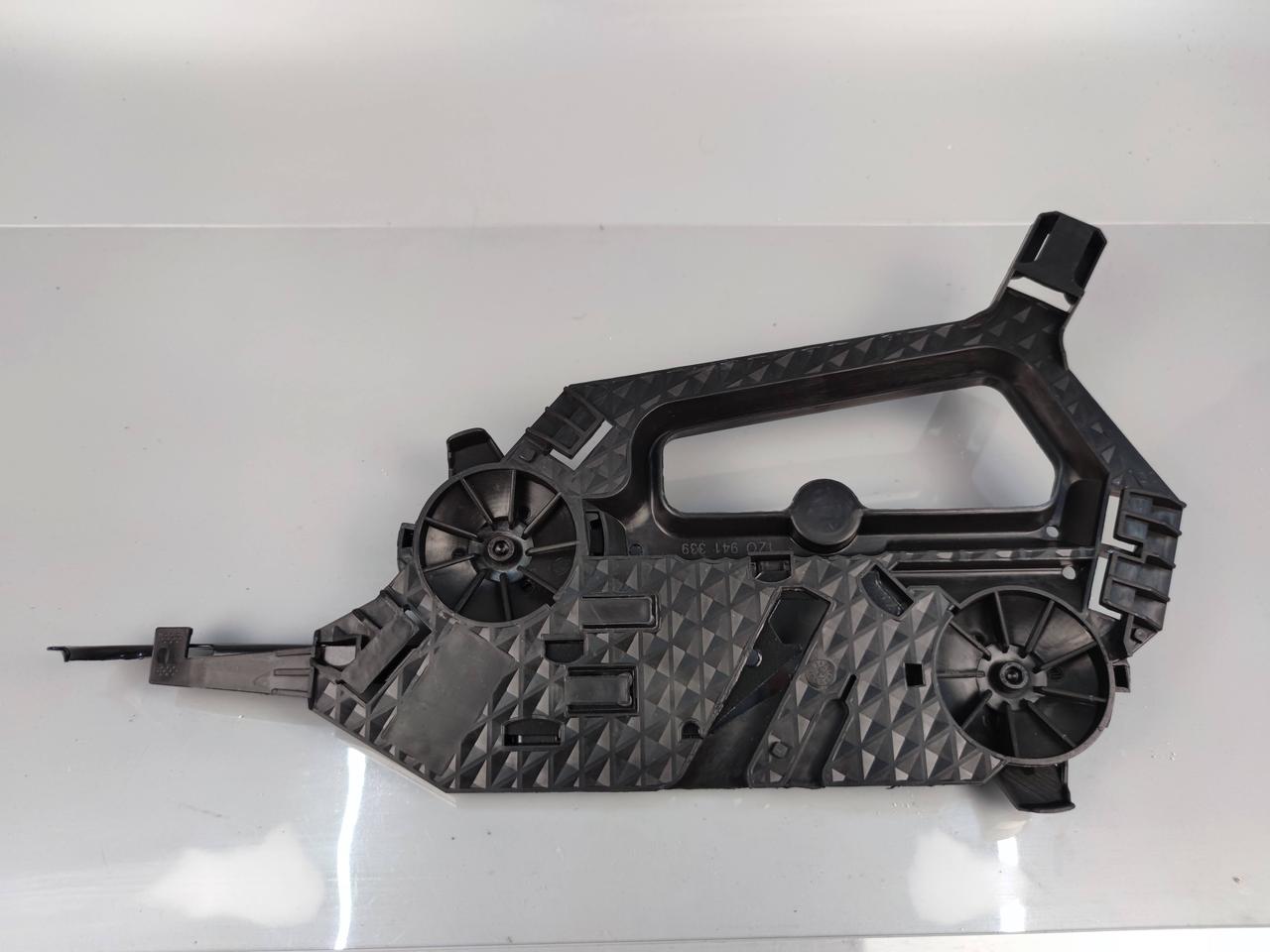 Кронштейн кріплення фари лівий Skoda Octavia A5 1Z0941339, фото 1