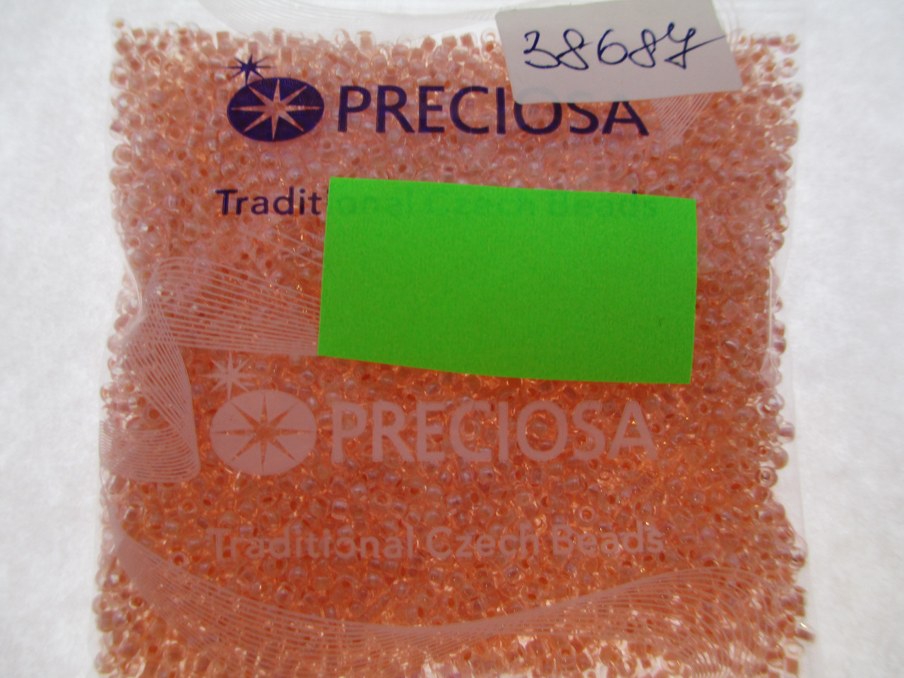 Бісер 10/0, колір — персиковий, No38687 (пач.50 грамів)