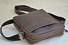 Чоловіча шкіряна сумка через плече планшет месенджер із натуральної шкіри  без клапана коричнева 22×20×5 см, фото 4