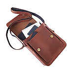 Чоловіча шкіряна сумка через плече месенджер із натуральної шкіри з клапаном світло-коричнева 23×20×6 см, фото 4
