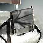 Чоловіча шкіряна сумка через плече планшет месенджер із натуральної шкіри з клапаном коричнева 28×25×6 см, фото 5