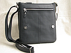 Тонка чоловіча шкіряна сумка через плече планшет месенджер із натуральної шкіри з клапаном чорна 27*23*3 см, фото 2