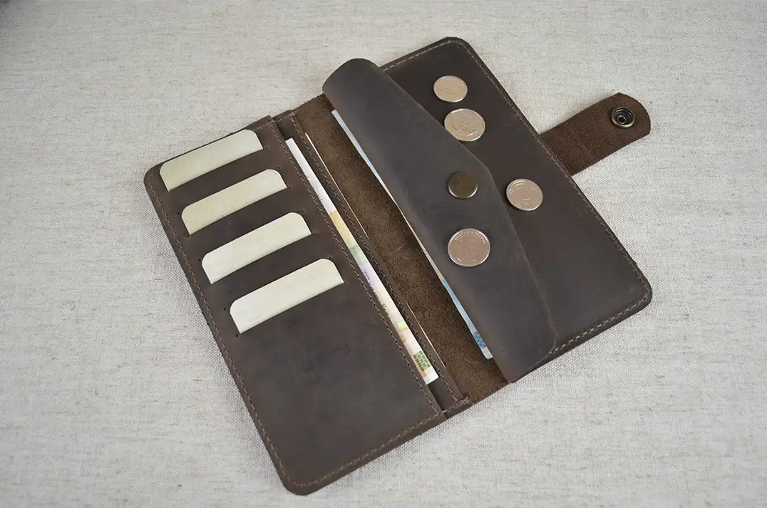 Чоловічий шкіряний гаманець лонгер із великою монетницею купюрник із натуральної шкіри коричневий, фото 1