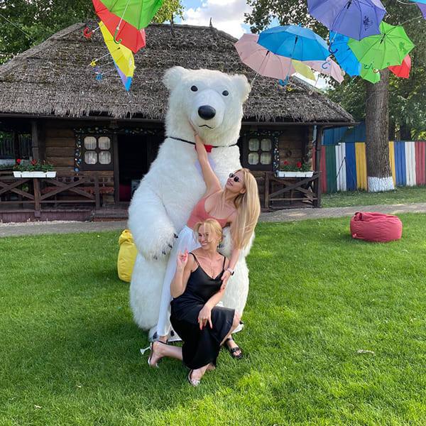 Білий Мішка Запоріжжя. Вітання Великого Ведмедя на свято в Запоріжжі