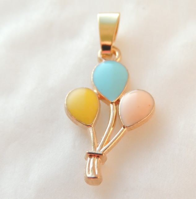Кулон підвіска Liresmina Jewelry повітряні кульки 2.2 см золотистий