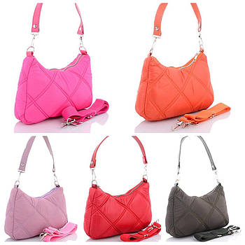 Сумочка жіноча крос-боді стьобана 23*15 см на блискавці з довгим ремінцем у різних кольорах Dpolo