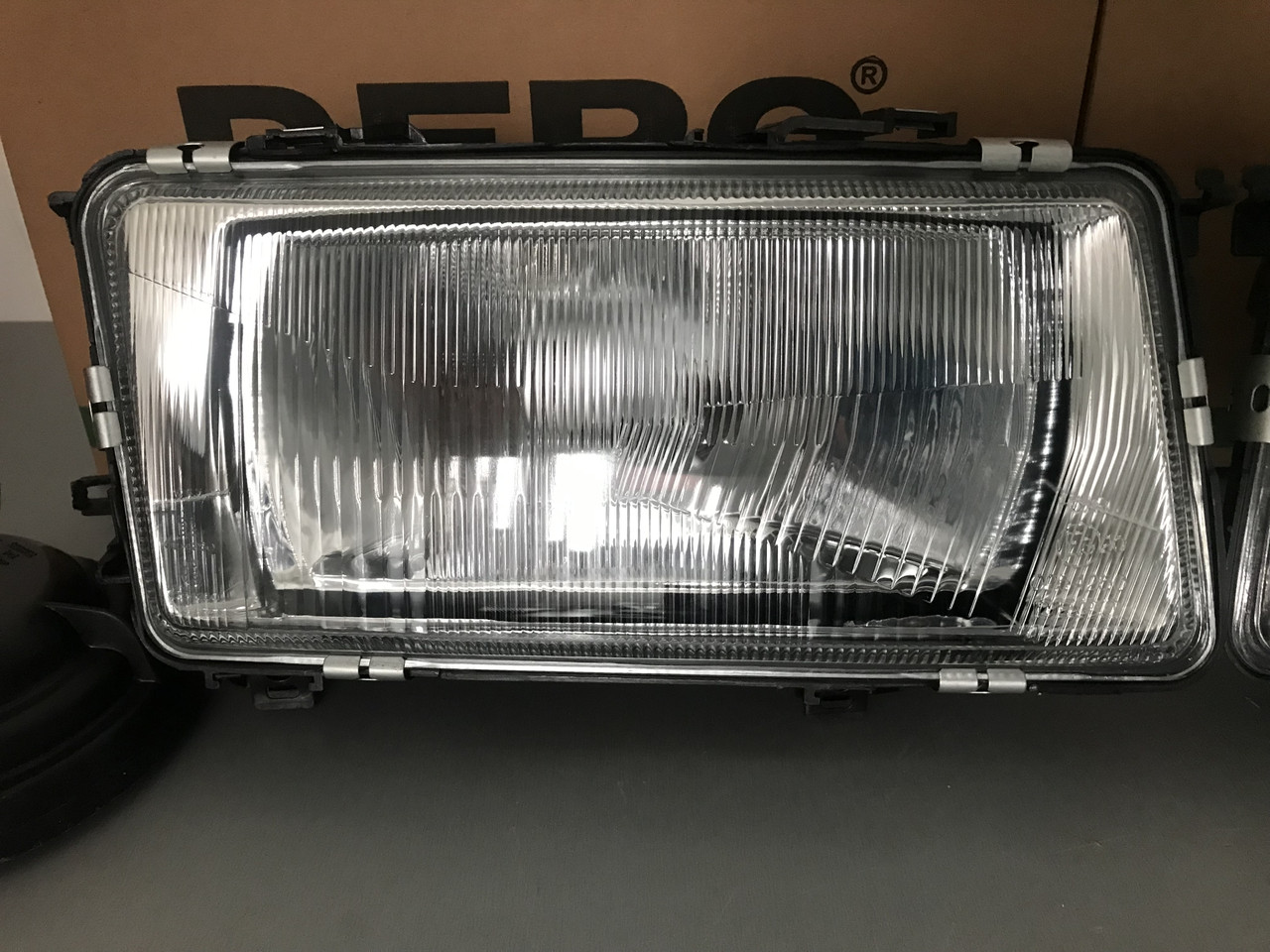 Купить Фари фара фары Audi 80 B3 (86-91) Ауди 80, цена 3200 ₴ — Prom.ua ...