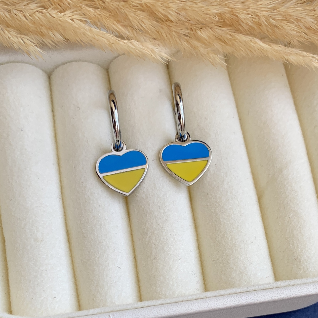 Сережки флаг Украины желто-синие патриотические Stainless Steel из медицинского сплава (АРТ. № 2100-1) - фото 1 - id-p1792815771