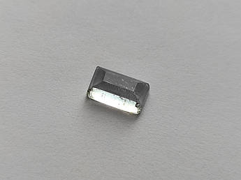 Сподумен - огранювання 'троянда'