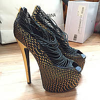 Женские эффектные туфли на высоком каблуке б/у размер 36,5 кожаные LT-Crush