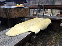 Накидка на мебли овечья шкура натуральная лимонная 110 см