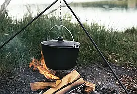 Казан 8л туристичний чавунний з чавунною кришкою Brizoll  КТ08-1