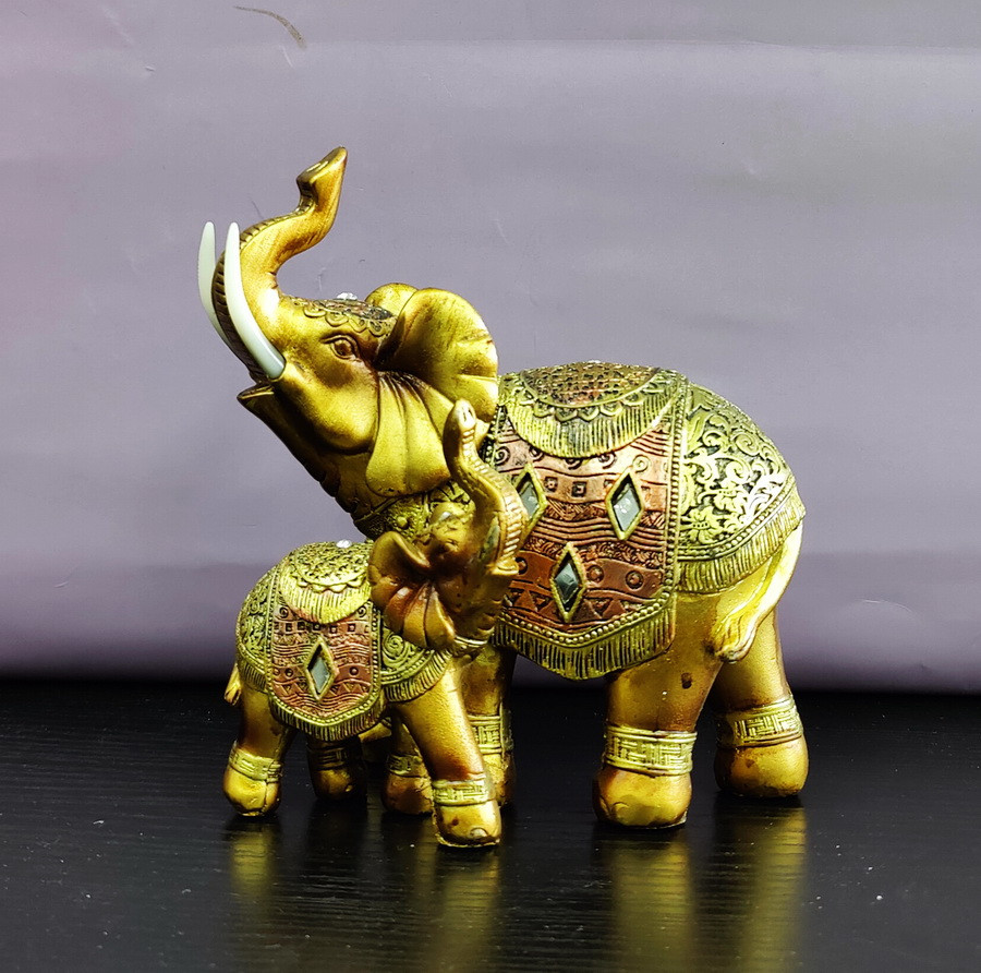 Статуетки коричневий слон з полімеру 20*12*11см ST019