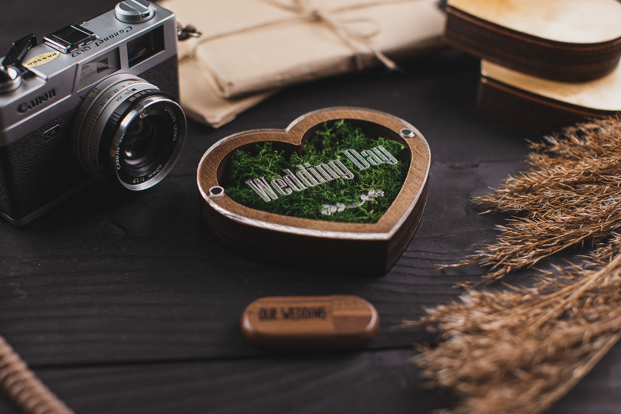 Дерев'яна коробочка Love Plus Glass