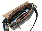 Чоловіча шкіряна сумка через плече планшет месенджер із натуральної шкіри з клапаном коричнева 28×24×7 см, фото 4