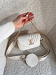 Жіноча сумка LV Wave Multi Pochette Milk (біла) AS278 красива модна стильна екошкіра з монограмою top, фото 9