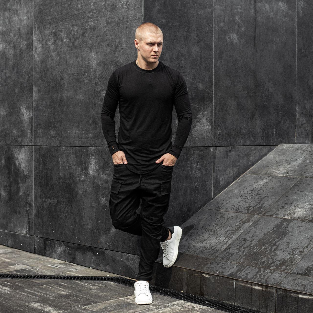 Стильний чоловічий комплект чорний лонгслів чорні штани карго з накладними кишенями Розміри: S, M, L, XL
