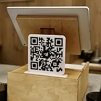 Qr-код для меню інформаційна табличка для кафе, ресторану, магазину - інставізитка qr код з акрилу