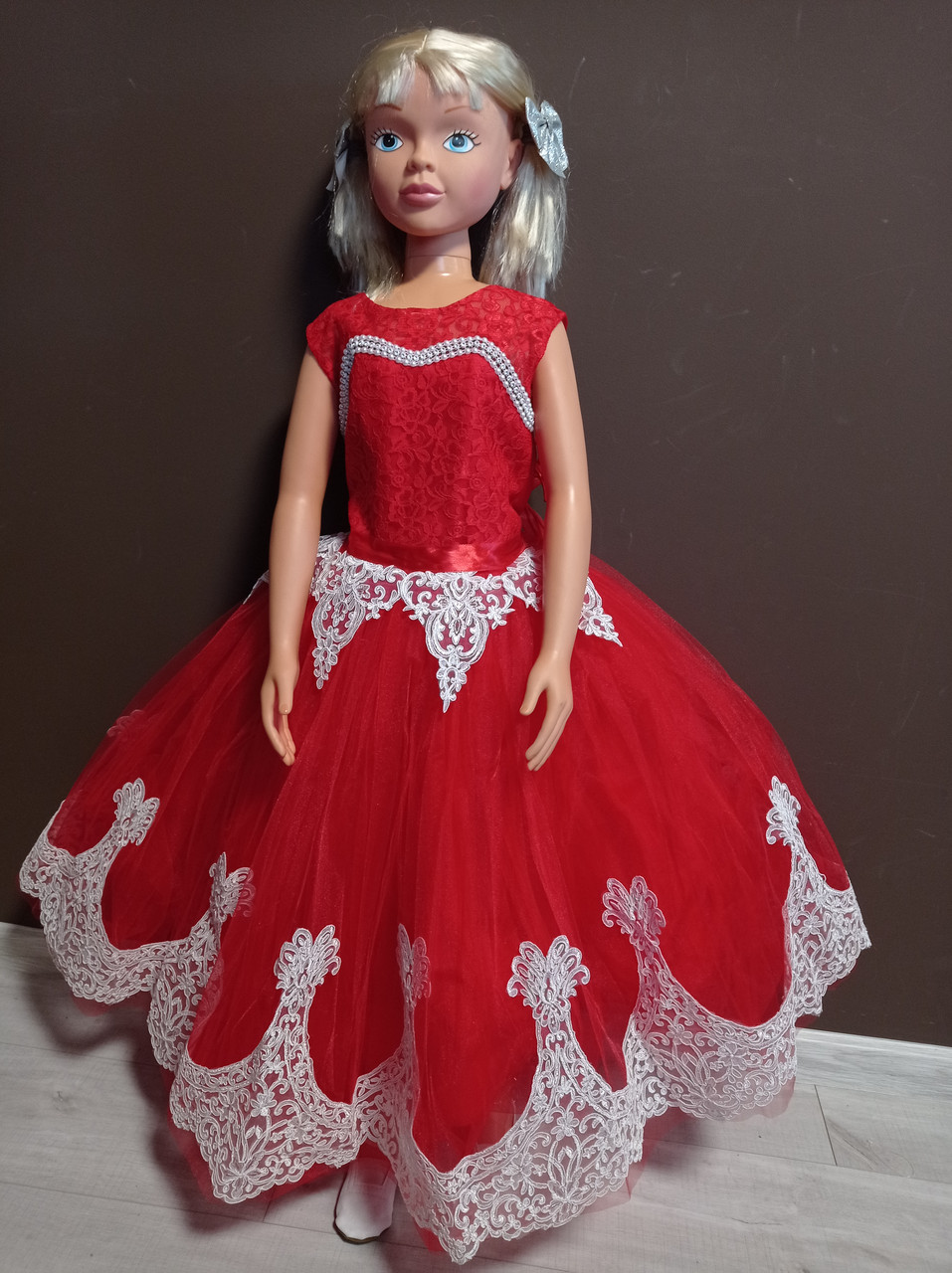 Бальна пишна сукня для дівчинки на свято у садок 4-9 років Чарівниця Україна червона фатин зі шнурівкою, фото 1