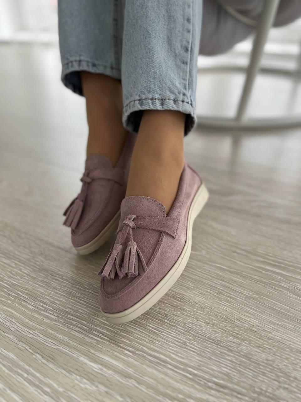 Красиві жіночі туфлі лофери із замші на низькому ходу, колір світло-фіолетовий, розміри від 36 до 41
