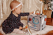 Бізікуб бізіборд бізібудинок дерев'яний 23х23х23 см сірий, фото 3