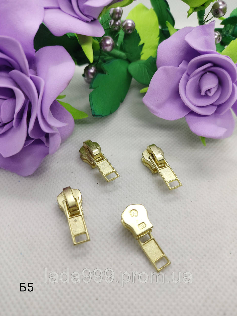 Купить Бегунок на молнию 4, цена 5 ₴ — Prom.ua (ID#1794335645)