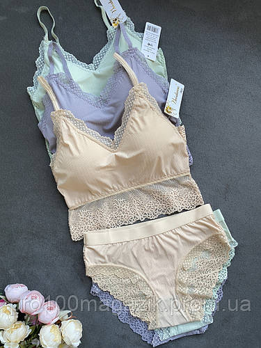 Женский комплект нижнего белья Топ с трусиками S/M объем 70-75, Чашка А ...