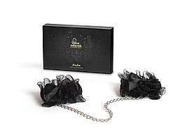 Наручники Bijoux Indiscrets — Frou Frou Organza handcuffs, атлас і органза, подарункове паковання