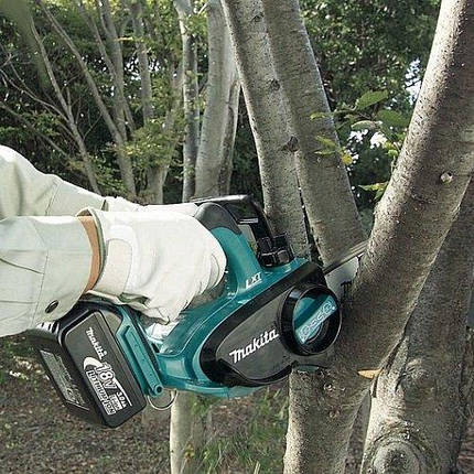 Аккумуляторная цепная пила Makita DUС122RFE, фото 3