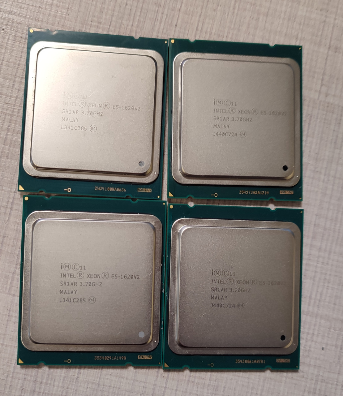 Процесор Intel Xeon E5-1620 v2 /4(8)/ 3.7-3.9 GHz