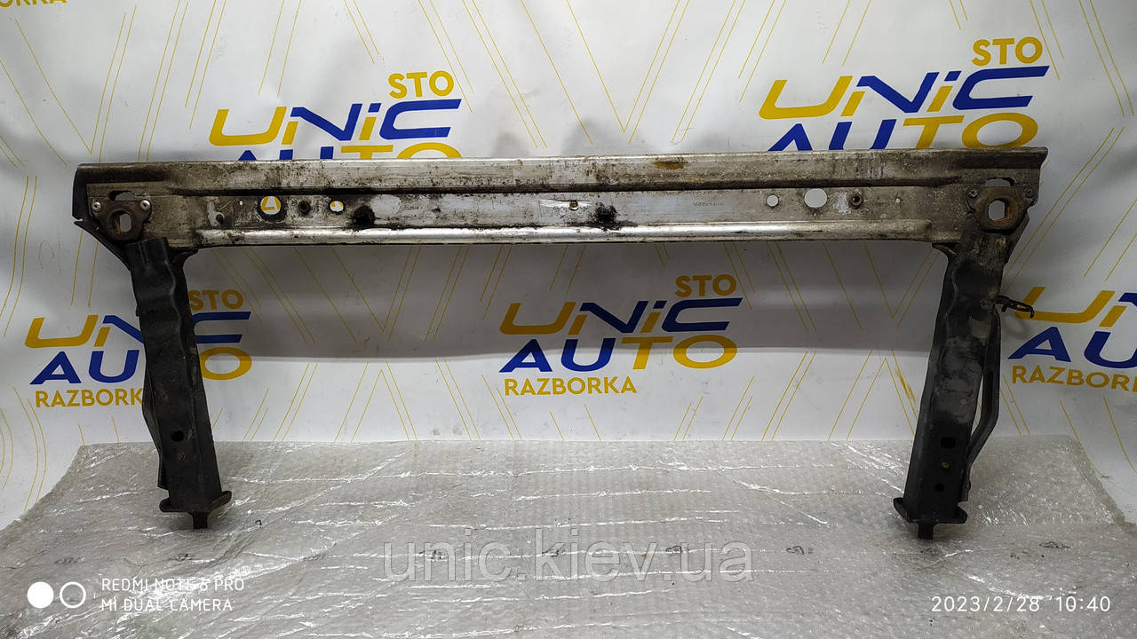 Балка під радіатори (напівпідрамник) Рено Меган 3 б/в