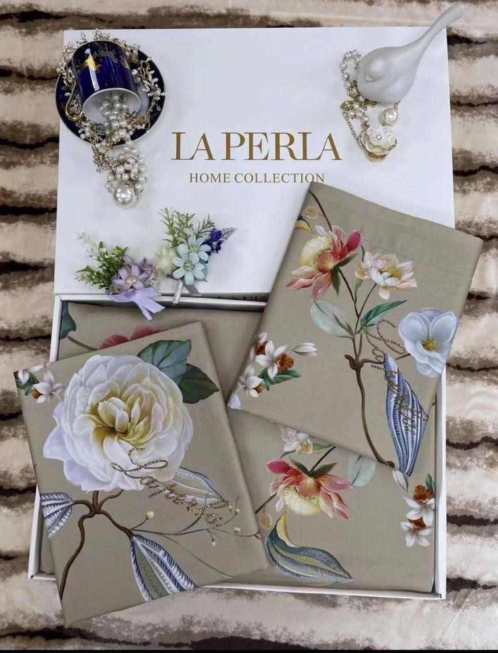 Сімейний постільний набір фірми LA PERLA