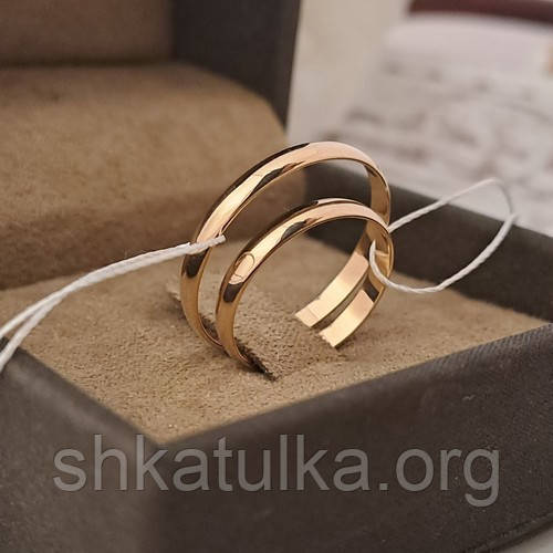 Пара тонких золотих обручок гладкі Европейка