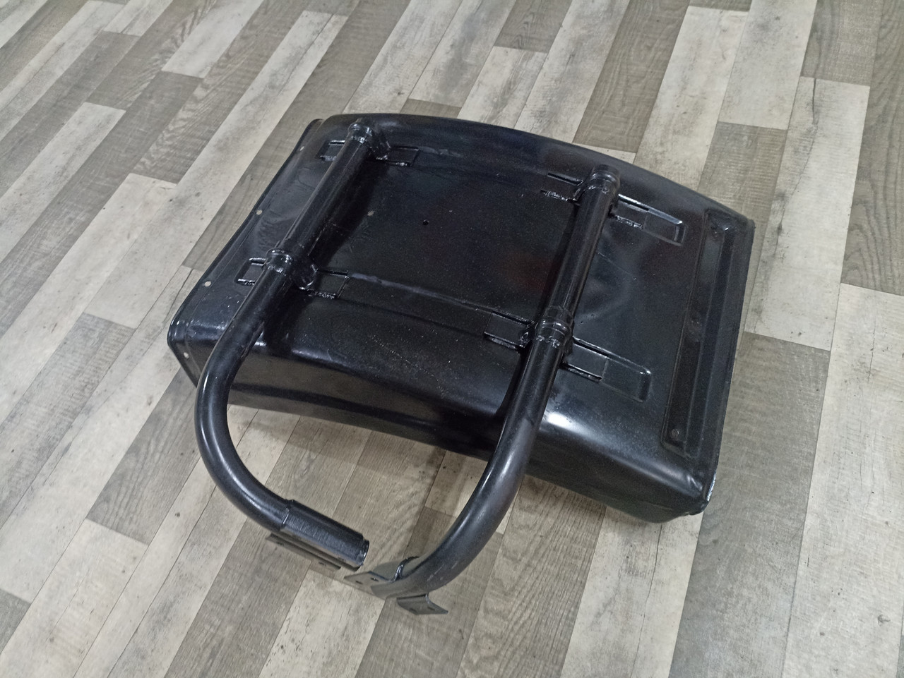 Крило заднє ЛЕВЕ/ПРАВО КамАЗ-4310 43105 (43105-8403021), фото 1