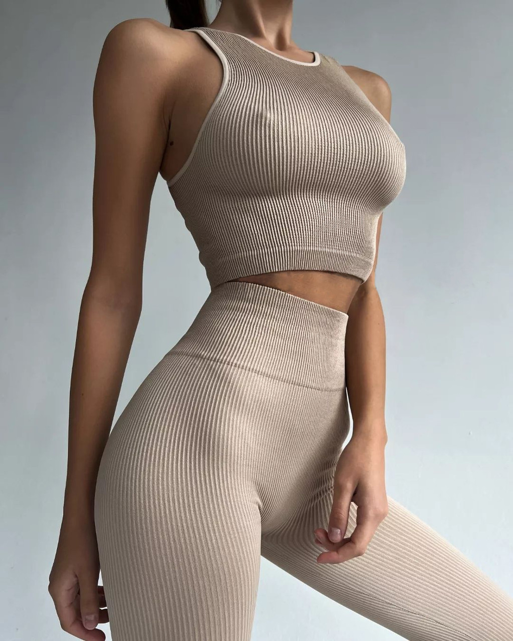 Спортивний жіночий топ в рубчик L/XL, Бежевий